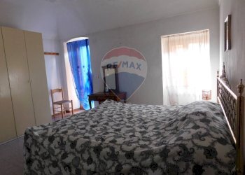 Camera / camera da letto - Casa semi indipendente VIA MADONNA DEL PONTE
 
20, Fara Filiorum Petri - foto 16