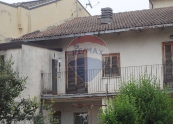 Casa all\'aperto - Casa semi indipendente VIA MADONNA DEL PONTE
 
20, Fara Filiorum Petri - foto 21