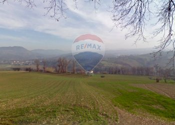 Vista delle montagne - Terreno agricolo via colle SAN DONATO
 
83, Fara Filiorum Petri - foto 10
