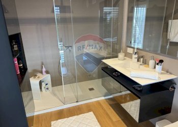 Bagno - Villa I° Maggio
 
17/b, Ponte nelle Alpi - foto 15