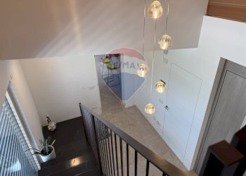 Scale - Villa I° Maggio
 
17/b, Ponte nelle Alpi - foto 37