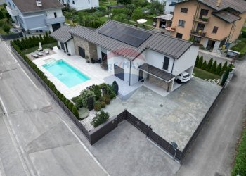 Casa all\'aperto - Villa I° Maggio
 
17/b, Ponte nelle Alpi - foto 2