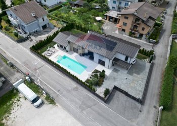 Casa all\'aperto - Villa I° Maggio
 
17/b, Ponte nelle Alpi - foto 50