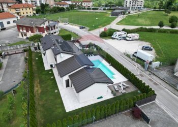 Casa all\'aperto - Villa I° Maggio
 
17/b, Ponte nelle Alpi - foto 63