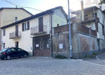 Foto 2 - Casa indipendente via Villanuova
 
7, Canelli - foto 2