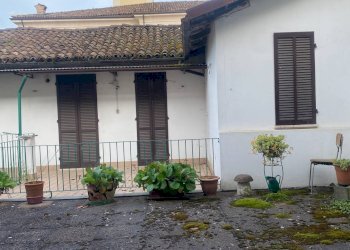 Foto 5 - Casa indipendente via Villanuova
 
7, Canelli - foto 5