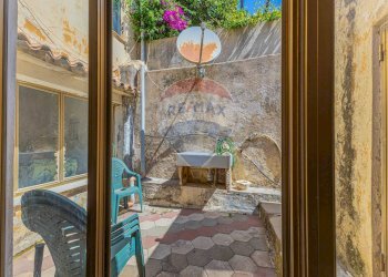 Dettagli - Appartamento Via Carlo Alberto di Savoia
 
9, Santa Teresa Gallura - foto 15