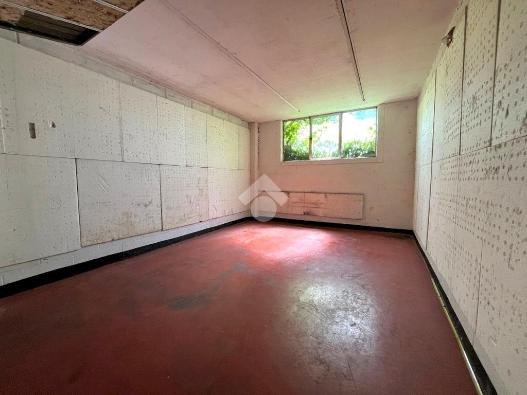 Box Via Villa Gavotti, Genova (zona Multedo) - foto 2