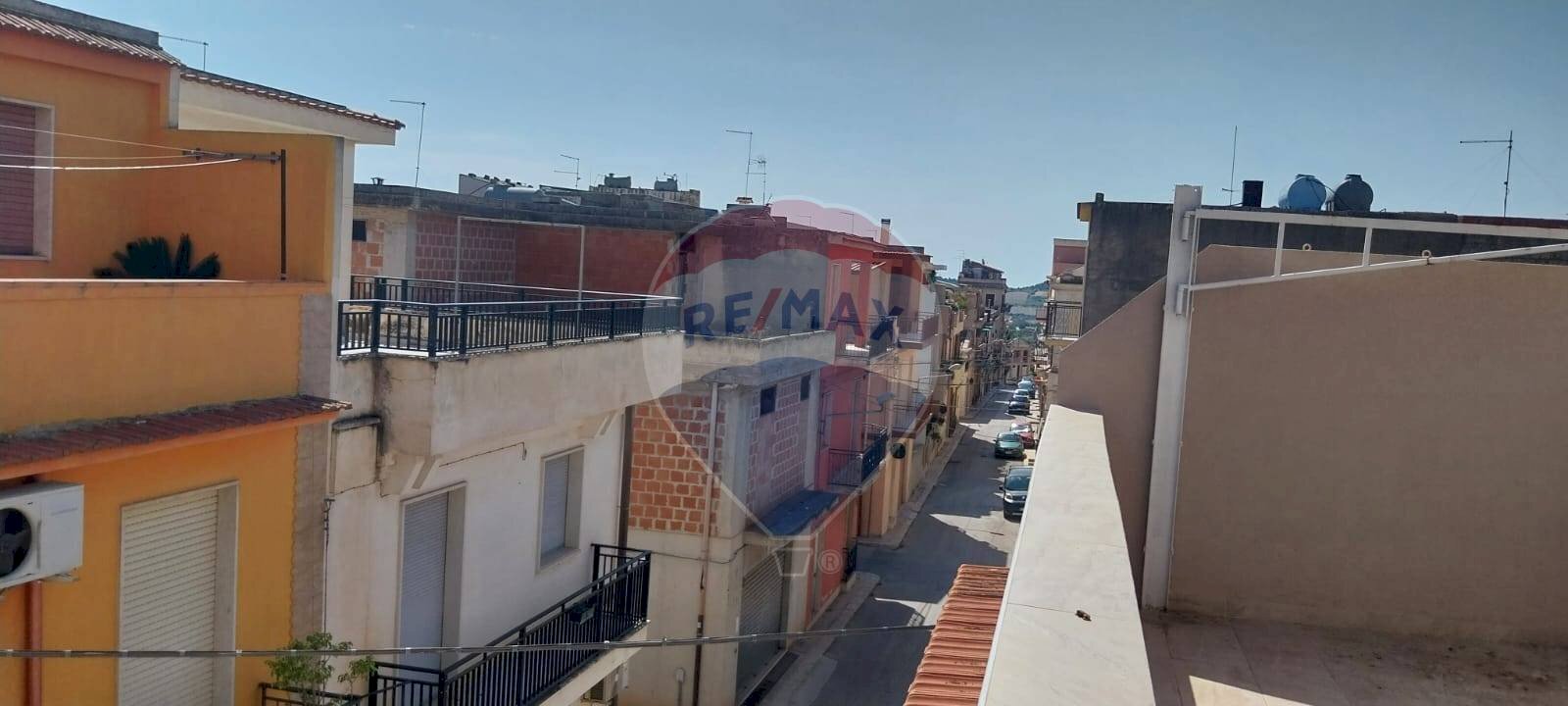 Edificio all\'aperto - Independent house via Platamone
 
59, Rosolini - photo 2