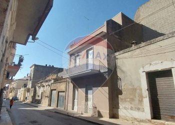 Edificio all\'aperto - Casa indipendente via Platamone
 
59, Rosolini - foto 9