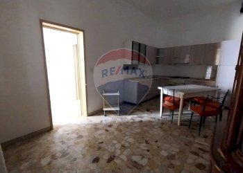 Sala da pranzo - Casa indipendente via Platamone
 
59, Rosolini - foto 26