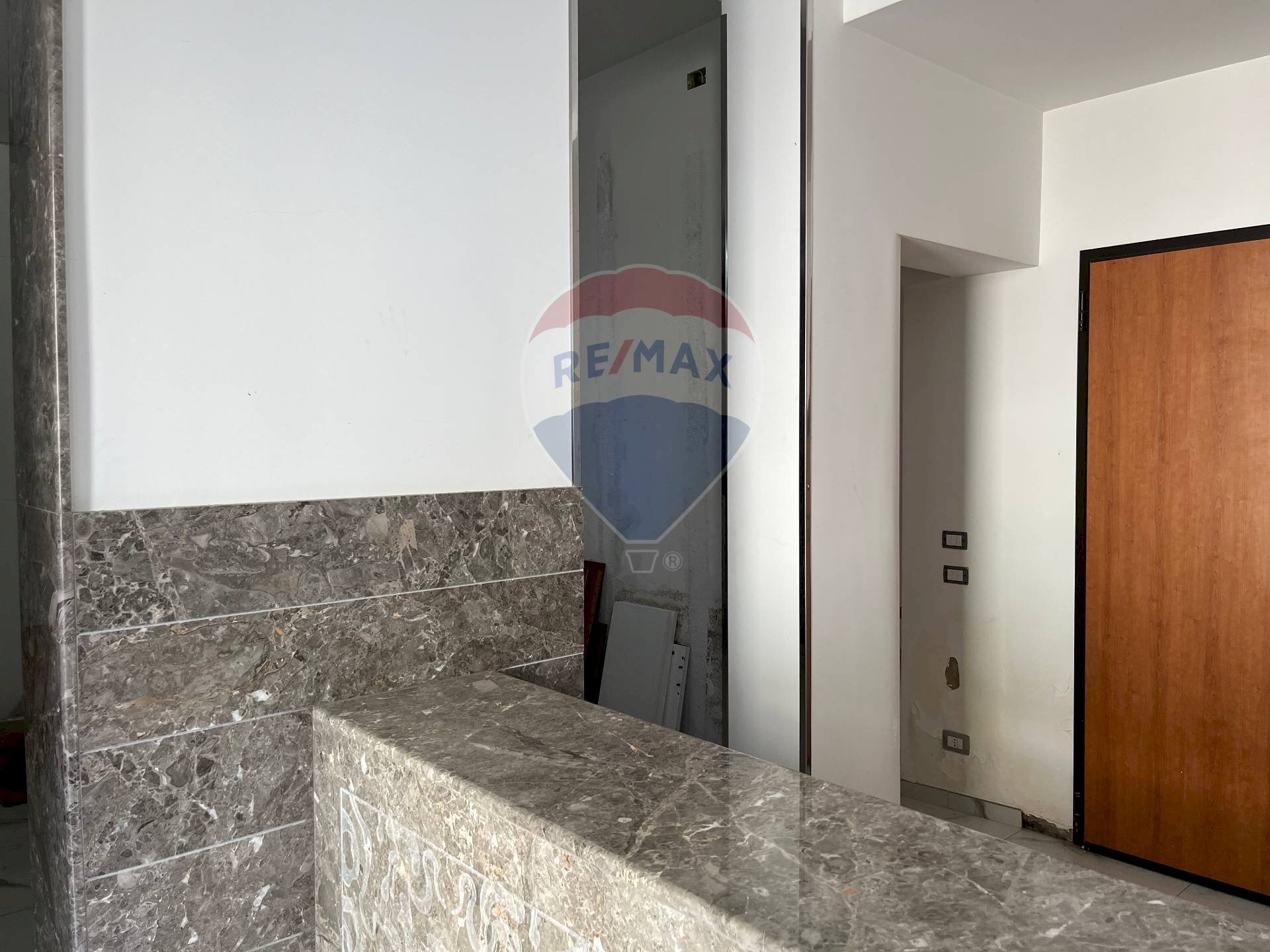 Camera / camera da letto - Locale Commerciale via Giacomo Leopardi
71, Vittoria - foto 3