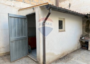 Casa all\'aperto - Locale Commerciale via Giacomo Leopardi
71, Vittoria - foto 12