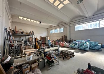 Foto 6 - Capannone Via Monte Arera
 
18, Castel Rozzone - foto 6