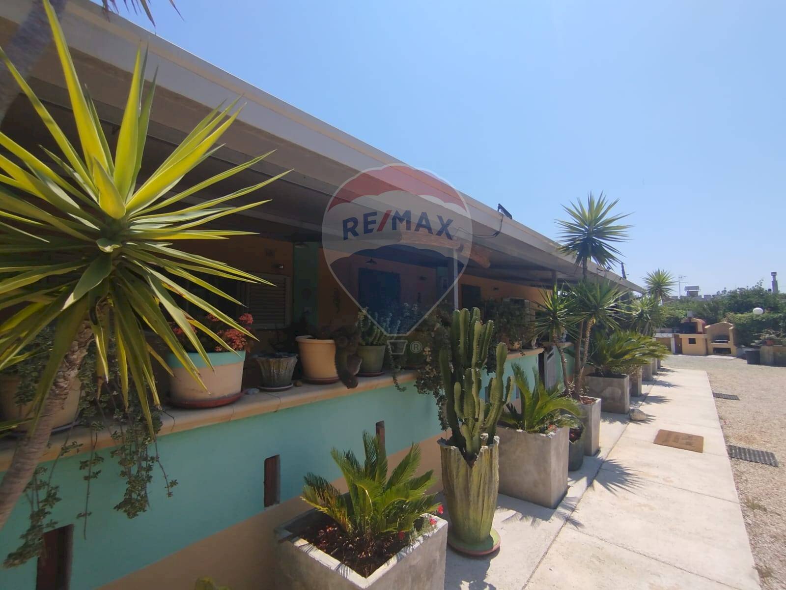 Edificio all\'aperto - Independent house San Vito dei Normanni - photo 2