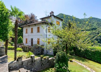 Foto 1 - Villa Via Milano
 
6, Dizzasco - photo 1