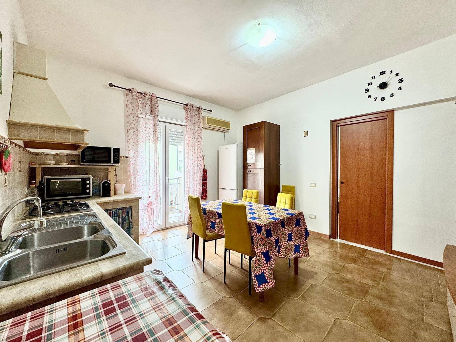 Foto 1 - Four-room apartment Portella della Ginestra
 
20, 20, Balestrate - photo 1