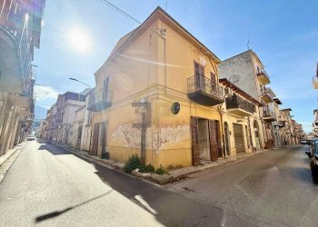 Foto 32 - Casa indipendente Antonino Giannola Magistrato
 
1, 1, Partinico - foto 31