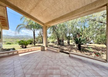 Foto 2 - Villa Bosco Falconeria
 
sic, Partinico - foto 2