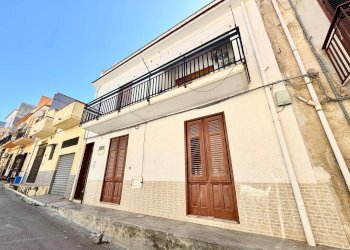 Foto 1 - Casa indipendente Via Alcide de Gasperi
 
19, 19, Balestrate - foto 1