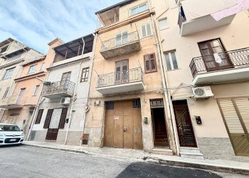 Foto 3 - Bilocale Via Ludovico Beethoven
 
35-37, 35, Partinico - foto 3