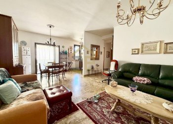 Foto 18 - Appartamento Via Beethoven
 
28, Partinico - foto 17