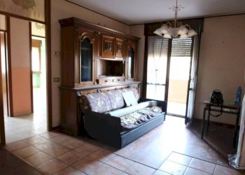 Salone - Trilocale via delle Rose, Legnano - foto 1