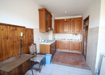 Cucina - Trilocale via delle Rose, Legnano - foto 4