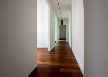 Corridoio - Appartamento via Giorgio Giulini, Milano - foto 14