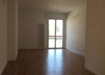 Cucina - Quadrilocale via Bartolomeo Eustachi, 21, Milano - foto 3