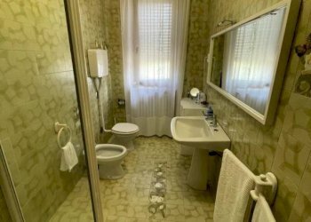 Bagno - Villa via San Francesco d'Assisi, 1, Alessandria - foto 16