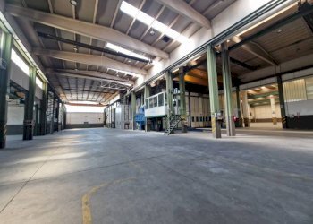 Interno non residenziale - Capannone via Adua, Arluno - foto 9