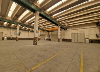 Interno non residenziale - Capannone via Adua, Arluno - foto 24