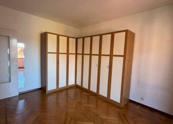 Camera da letto - Trilocale via Trieste, 54, Biella - foto 40