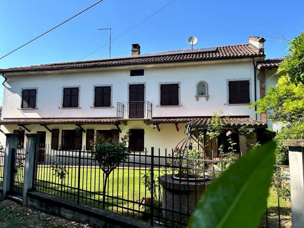 Facciata - Rustic strada Canelli, Nizza Monferrato - photo 3