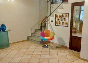 Interno palazzo - Rustic strada Canelli, Nizza Monferrato - photo 17