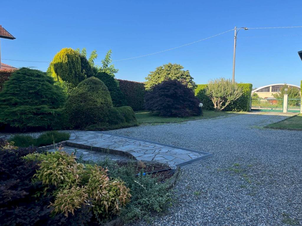 Posto macchina - Villa via Giuseppe Garibaldi, Vigliano Biellese - foto 2