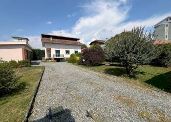 Giardino - Villa via Giuseppe Garibaldi, Vigliano Biellese - foto 6