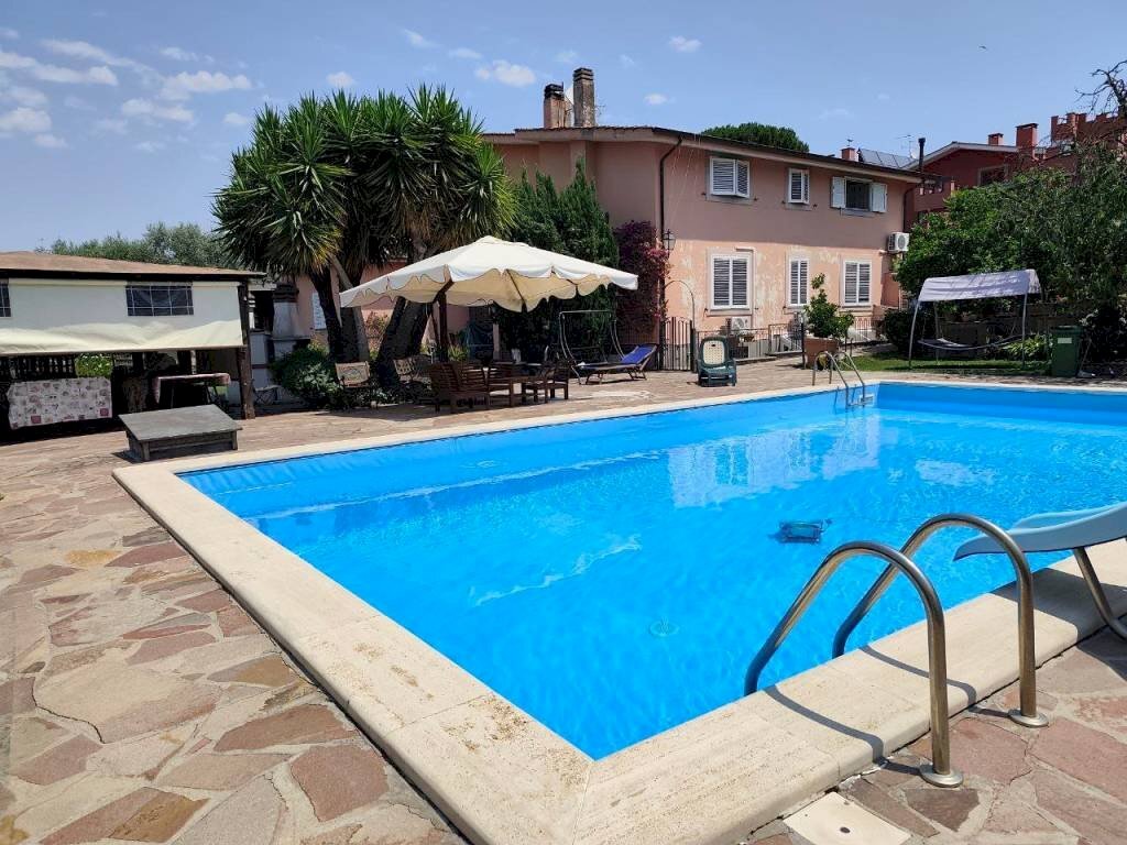 Piscina - Villa via Mazzamagna, Marino - foto 1