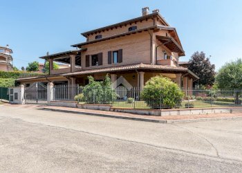 Villa Via L. Battisti, Guiglia - photo 2