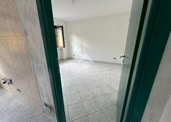 Bilocale P.za Vittorio Emanuele II, Leini - foto 5