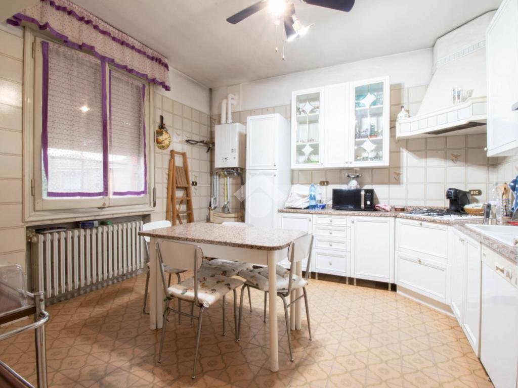 Villa Via Pola Interna, Carpi - foto 1