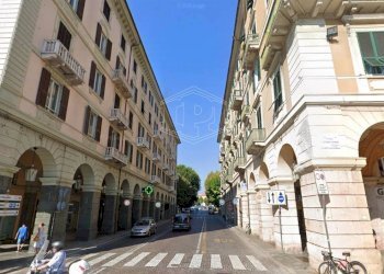 Locale Commerciale Via Paleocapa, Savona (zona Centro) - foto 1