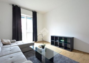Three-room apartment Viale Europa, Gessate - photo 3