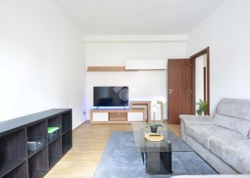 Three-room apartment Viale Europa, Gessate - photo 5