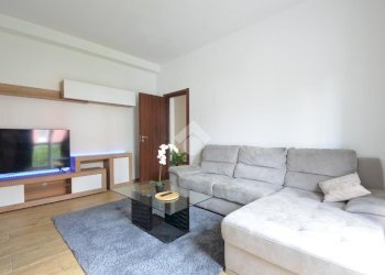 Three-room apartment Viale Europa, Gessate - photo 6