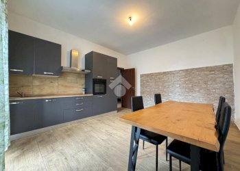 Three-room apartment Viale Europa, Gessate - photo 10