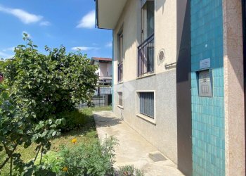 Three-room apartment Viale Europa, Gessate - photo 19