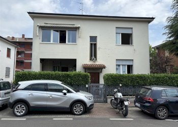 Independent house Montechiarugolo - photo 1