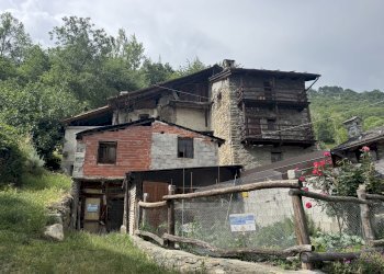 Rustico Frazione Tolaseche, 1, Nus - foto 1